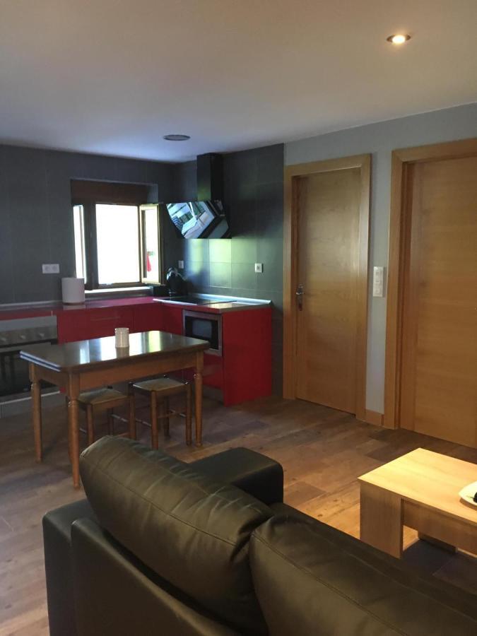 칸가스 델 나르세아 Narcea Turismo Real 아파트 외부 사진